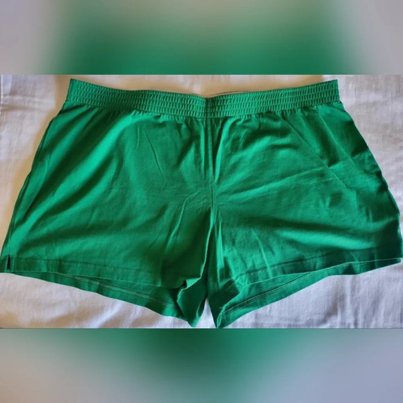 NWOT Women's C9 by Champion Green Athletic Shorts, Size XXL - Picture 2 of 4